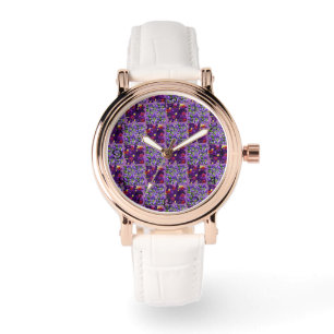Paars Viooltjesveld en typografie, Horloge