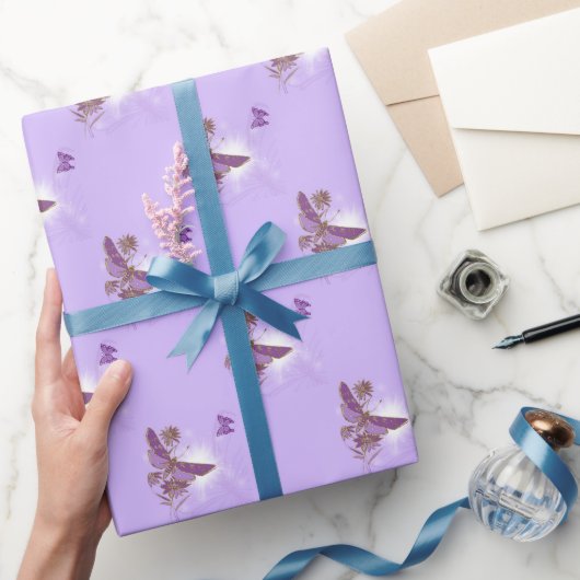 Paars vlinderdeklappapier cadeaupapier (Geschenken)