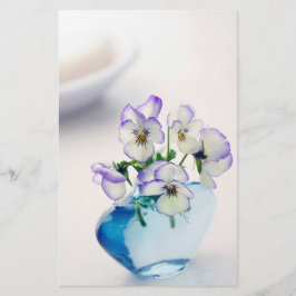 Paars-White Violas Flowers Blue Vase Floral