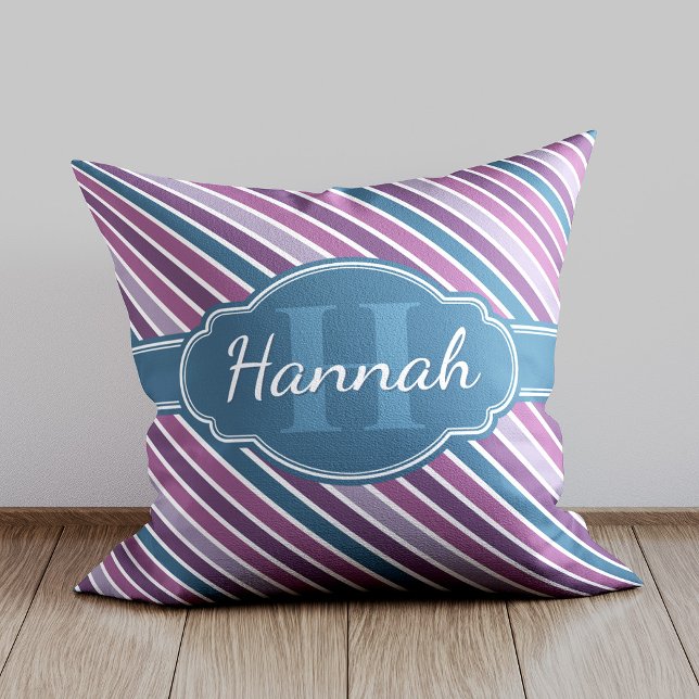 Paars wit Blauwgroen bandstaal monogram Kussen (Creator heeft geüpload)