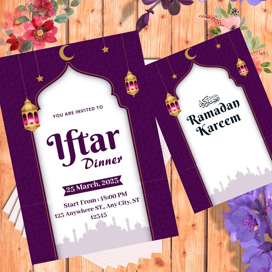 Paars wit en goudhoudend ifteerdiner kaart