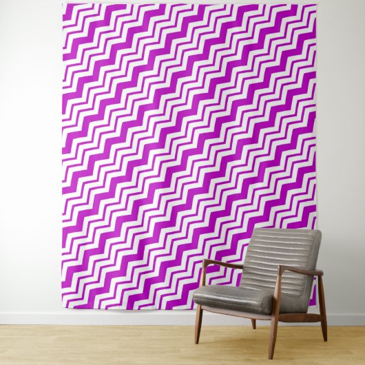 Paars Witte Chevron Zigzag Patroon Ontwerp Wandkleed (In situ)