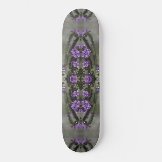 Paars Zout Heliotrope Wildflower Patroon Persoonlijk Skateboard (Voorkant)