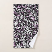Paars Zwart Driehoek Patroon Bad Handdoek (Handdoek)