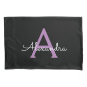 Paars zwart Script Girly Monogram Naam Kussensloop (Voorkant)