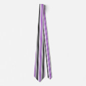 Paars Zwart Wit Strepen Patroon Ontwerp Stropdas (Voorkant)