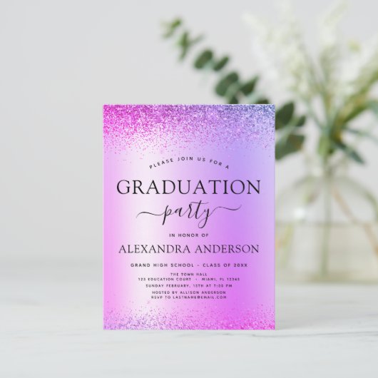 Paarse 2022 Graduation Party Glitter Invitation Briefkaart (Staand voorkant)