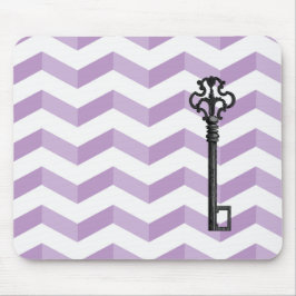 Paarse 3D Chevrons met Antieke Sleutel Muismat