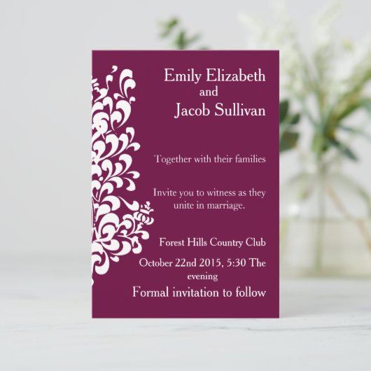 Paarse achtergrond met Swirl Modern Elegant Save The Date (Staand voorkant)