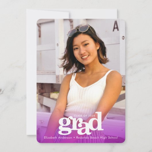 Paarse afstuderen Custom Photo Bold Type Modern Aankondiging (Voorkant)