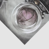 Paarse artikelen met kraanband en witscooters Tissuepapier (Detail)