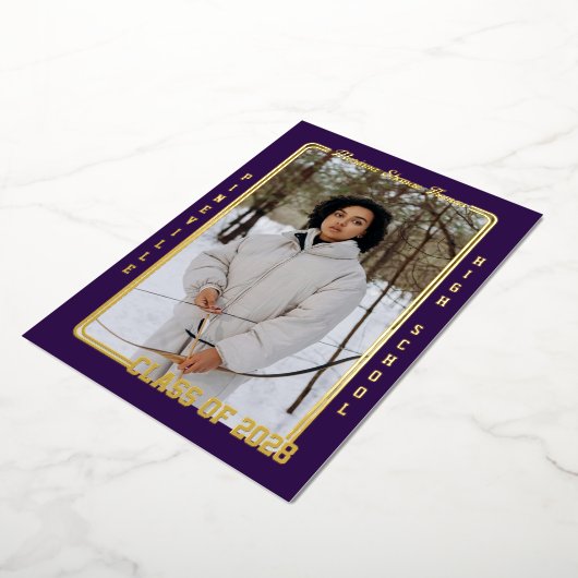 Paarse atleet Kaart Folie Afstuderen Aankondiging (Gedraaid)