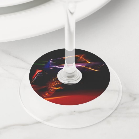 paarse autodans wijnglaslabel (Dichtbij)