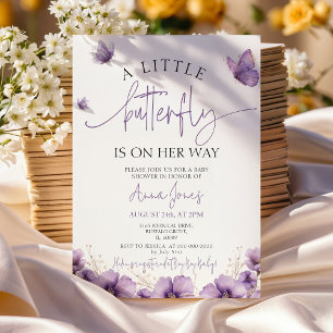 Paarse baby vlinder op weg naar baby shower kaart
