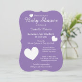 Paarse babydoucheuitnodigingen met schattig hart kaart (Staand voorkant)