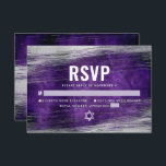 Paarse Bar Mitzvah Moderne Zilverfolie Waterverf RSVP Kaartje<br><div class="desc">Wees trots, blij en vier deze mijlpaal van je favoriete Bar Mitzvah met deze coole, unieke, moderne, gepersonaliseerde RSVP-invoegkaart voor je evenement! Metallic zilverfolie penseelstreken en Star van David, samen met een gewaagde witte typografie, bedekken een rijke, donkere paarse ombre waterverf achtergrond. Pas de douanetekst met het "antwoord tegen"datum aan....</div>