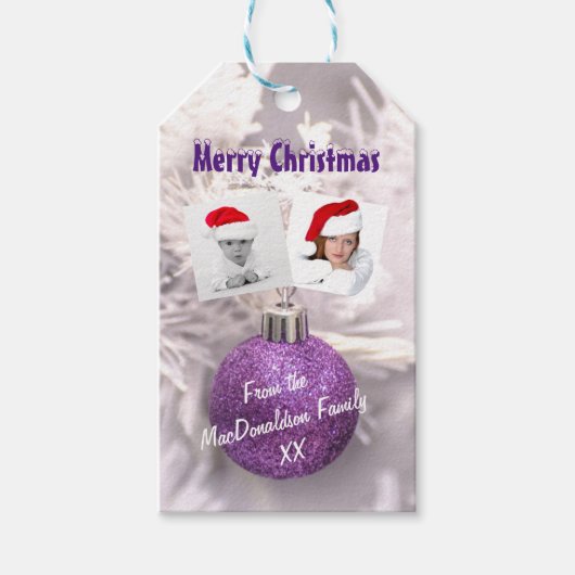 Paarse bauble Vrolijk Kerstfoto sjabloon Cadeaulabel (Voorkant)
