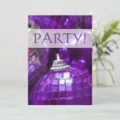 Paarse Baubles "Party!" Kaart (Staand voorkant)