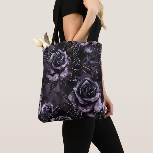 Paarse Begraafplaats Rozen Gotisch Occult Tote Bag (Dichtbij)