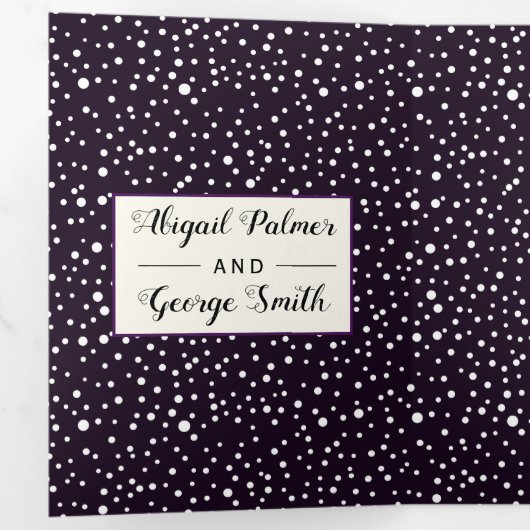 Paarse bergen en bomen foto winterbruiloft drieluik uitnodiging (Binnenzijde eerst)