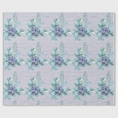 Paarse bessen en blauwe veren op diep Paarse Cadeaupapier (Vlak)