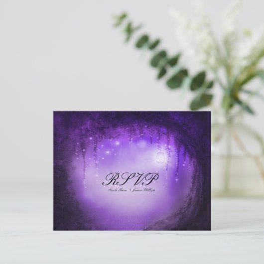 Paarse Betoverde Bos Fantasie Bruiloft RSVP Kaart (Staand voorkant)