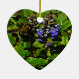 Paarse bijenbalm en roodbaars keramisch ornament