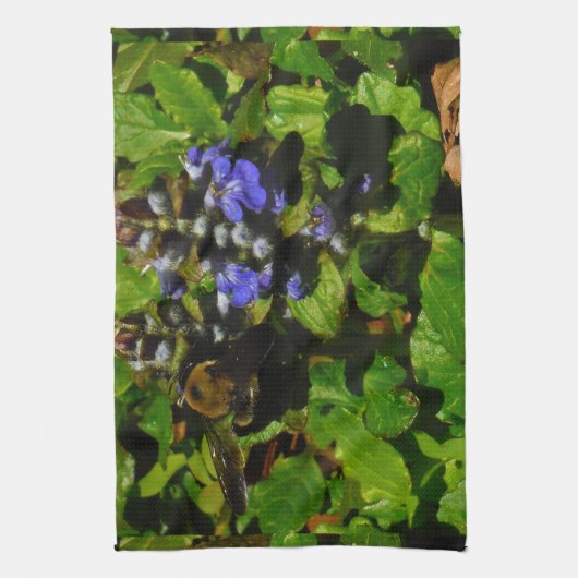 Paarse bijenbalm en roodbaars theedoek (Verticaal)