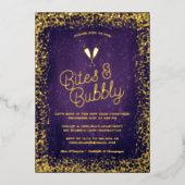 Paarse bites en bubble Holiday Gold Folie Uitnodiging (Voorkant)
