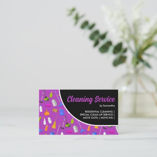 Paarse Black Modern House Cleaning Service Visitekaartje (Staand voorkant)