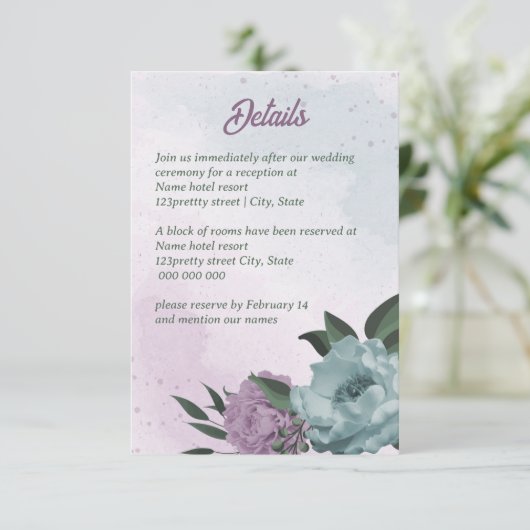 paarse blauwe bloemen botanische bruiloft informatiekaartje (Staand voorkant)