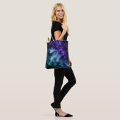 Paarse Blauwgroen galaxy Nebula Dream #1 Tote Bag (Op model)