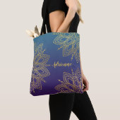 Paarse Blauwgroen Gradient Faux Gold Mandala Tote Bag (Dichtbij)