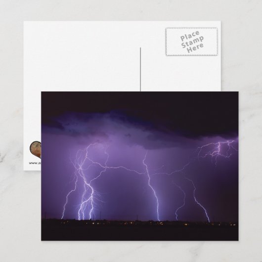 Paarse bliksem in een nachtwoestijn-dun Storm Briefkaart (Voorkant / Achterkant)