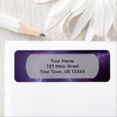 Paarse bliksem in een nachtwoestijn-dun Storm Etiket (Insitu)