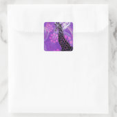 Paarse Bloeiende Giraffe II ~ Vierkante Sticker (Tas)