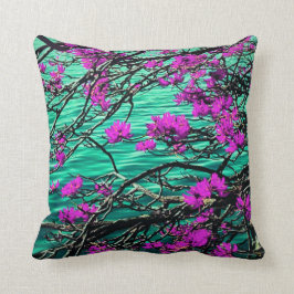 Paarse bloem en stromend rivierkussen kussen