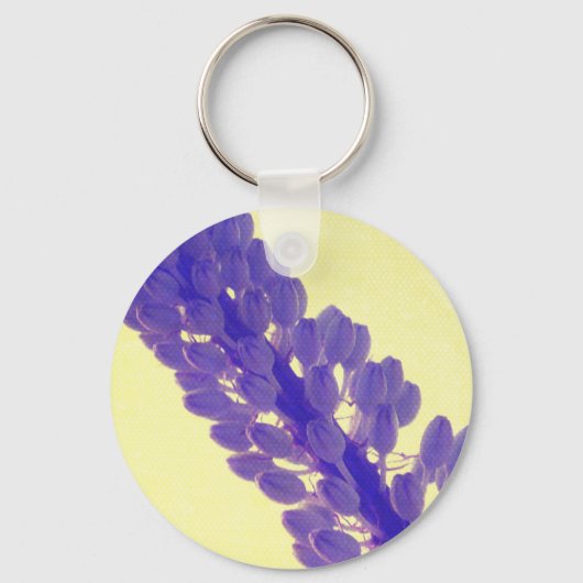 Paarse Bloem op Gele Keychain (Voorkant)