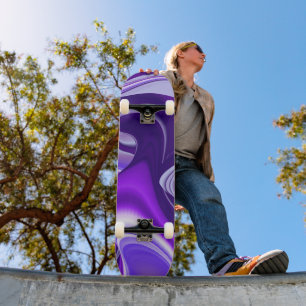 Paarse bloemdromen persoonlijk skateboard