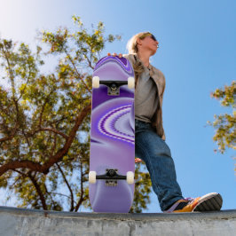 Paarse bloemdromen persoonlijk skateboard