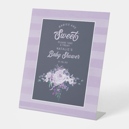 Paarse Bloemen Baby's zijn Sweet Baby shower Treat Reclamebord Met Voetstuk (Voorkant)