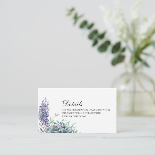 Paarse bloemen bruiloft details. Floral insert kaa Informatiekaartje (Staand voorkant)