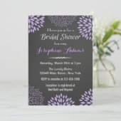 Paarse Bloemen Chalkboard Bridal Shower Invitation Kaart (Staand voorkant)