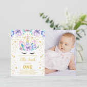 Paarse Bloemen Eenhoorn Verjaardagsuitnodiging met Kaart (Staand voorkant)