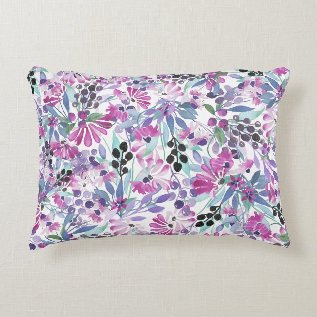 Paarse bloemen en bessen: Waterverf Accent Kussen (Voorkant)