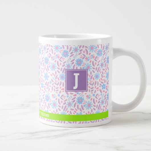 Paarse Bloemen Gepersonaliseerde Naam & Monogram Grote Koffiekop (Rechts)