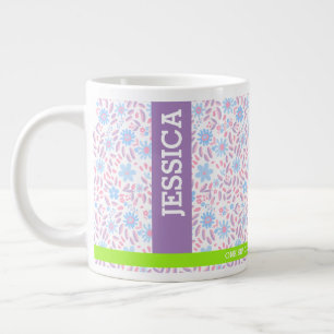 Paarse Bloemen Gepersonaliseerde Naam & Monogram Grote Koffiekop