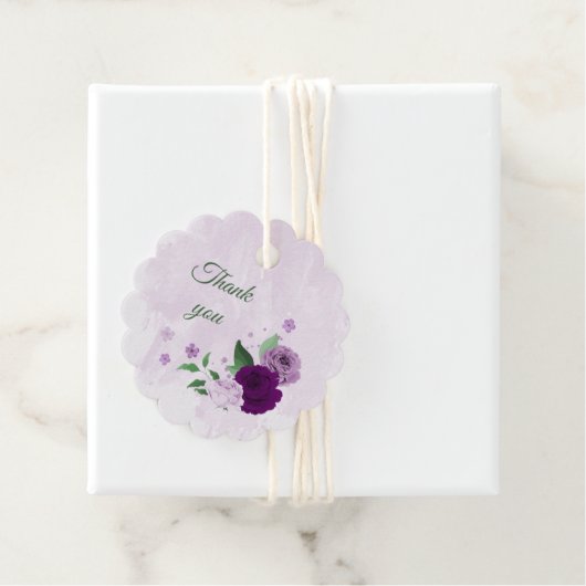 Paarse bloemen groen bruiloft bedankjes labels (In situ)