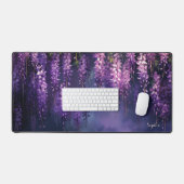 Paarse bloemen hangend aan een boom violette bloem bureaumat (Keyboard & Muis)