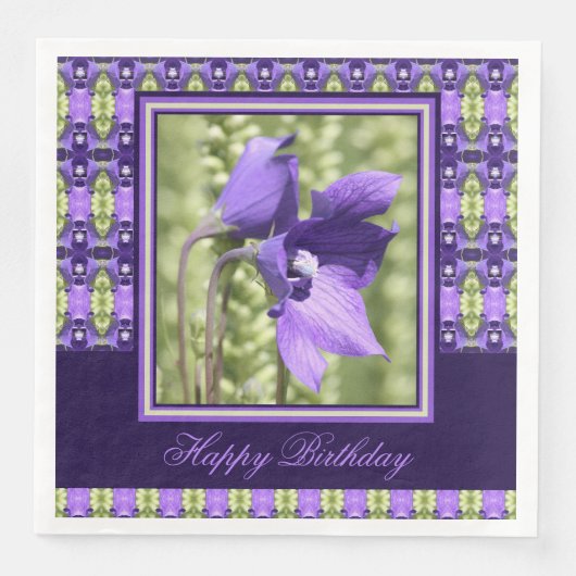 Paarse bloemen Happy Birthday Dinner servetten (Voorkant)